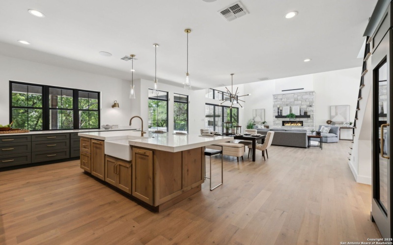 236 Riverfront Dr., New Braunfels, TX 78132, 4 Bedrooms Bedrooms, ,5 BathroomsBathrooms,Residential,For Sale,236 Riverfront Dr.,0,1759195