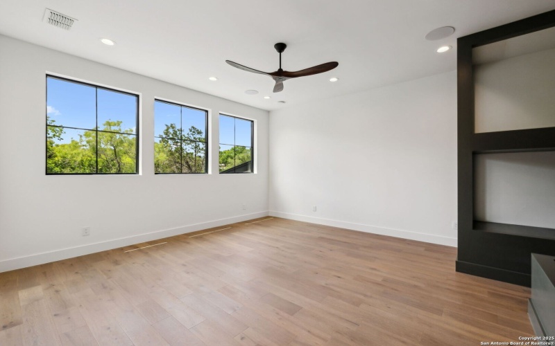 236 Riverfront Dr., New Braunfels, TX 78132, 4 Bedrooms Bedrooms, ,5 BathroomsBathrooms,Residential,For Sale,236 Riverfront Dr.,0,1759195