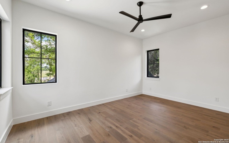 236 Riverfront Dr., New Braunfels, TX 78132, 4 Bedrooms Bedrooms, ,5 BathroomsBathrooms,Residential,For Sale,236 Riverfront Dr.,0,1759195