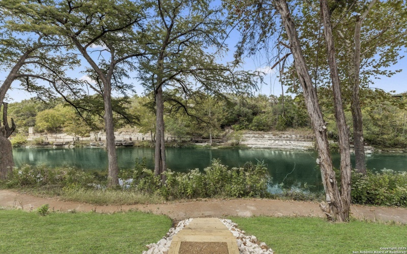 236 Riverfront Dr., New Braunfels, TX 78132, 4 Bedrooms Bedrooms, ,5 BathroomsBathrooms,Residential,For Sale,236 Riverfront Dr.,0,1759195