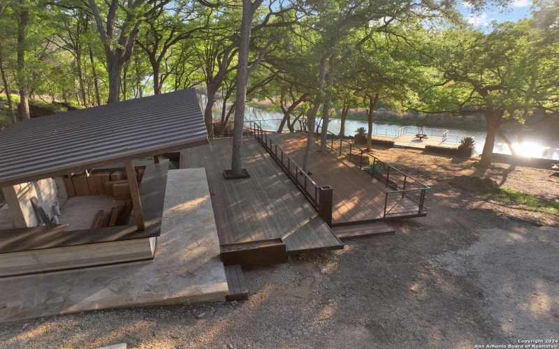 236 Riverfront Dr., New Braunfels, TX 78132, 4 Bedrooms Bedrooms, ,5 BathroomsBathrooms,Residential,For Sale,236 Riverfront Dr.,0,1759195