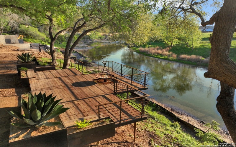 236 Riverfront Dr., New Braunfels, TX 78132, 4 Bedrooms Bedrooms, ,5 BathroomsBathrooms,Residential,For Sale,236 Riverfront Dr.,0,1759195