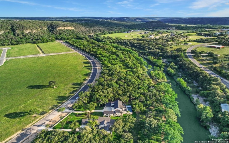 236 Riverfront Dr., New Braunfels, TX 78132, 4 Bedrooms Bedrooms, ,5 BathroomsBathrooms,Residential,For Sale,236 Riverfront Dr.,0,1759195