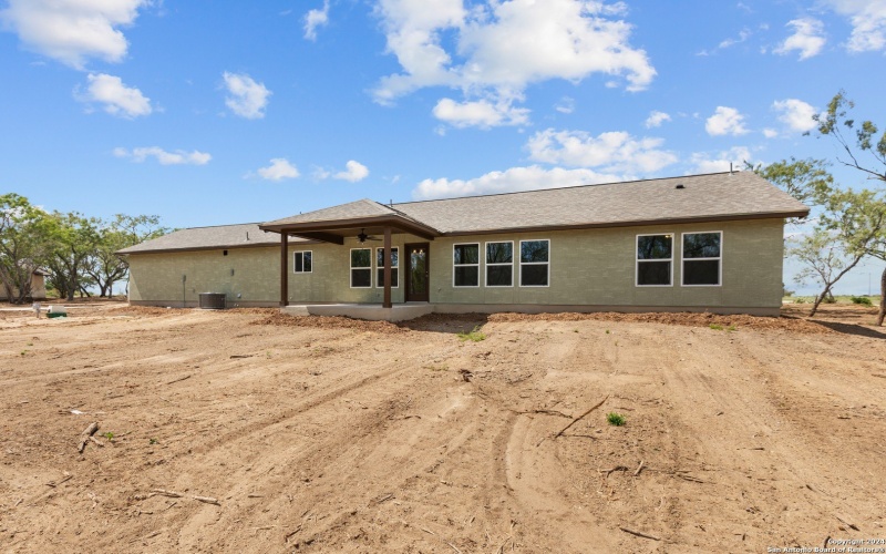 117 Sylas Hayes Loop, Pleasanton, TX 78064, 3 Bedrooms Bedrooms, ,2 BathroomsBathrooms,Residential,For Sale,117 Sylas Hayes Loop,0,1773710