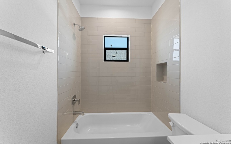 914 N Olive #101, San Antonio, TX 78202, 3 Bedrooms Bedrooms, ,2 BathroomsBathrooms,Residential,For Sale,914 N Olive #101,0,1781485