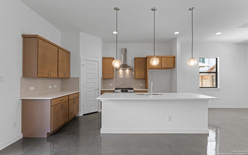 914 N Olive #101, San Antonio, TX 78202, 3 Bedrooms Bedrooms, ,2 BathroomsBathrooms,Residential,For Sale,914 N Olive #101,0,1781485