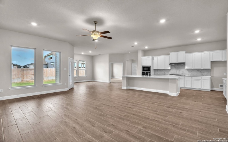 213 Fillmore Falls, Cibolo, TX 78108, 4 Habitaciones Habitaciones , ,3 BañosBaños,Residential,En Venta,213 Fillmore Falls,0,1791243