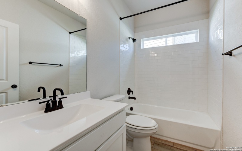 1417 Alleyton Court, Seguin, TX 78155, 3 Bedrooms Bedrooms, ,2 BathroomsBathrooms,Residential,For Sale,1417 Alleyton Court,0,1797026