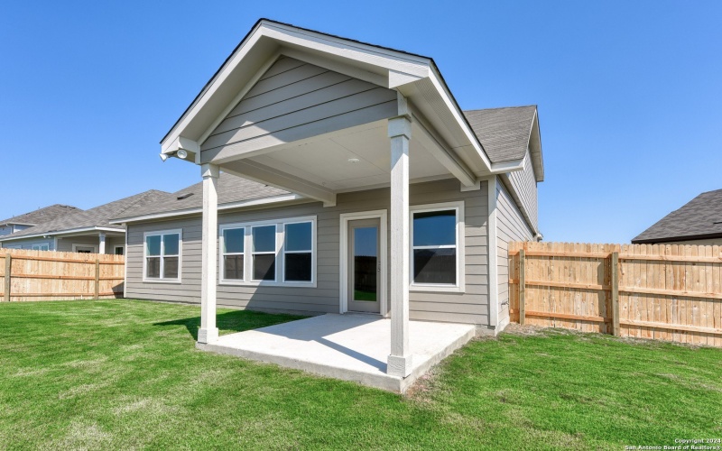 101 Beveridge, Seguin, TX 78155, 3 Bedrooms Bedrooms, ,2 BathroomsBathrooms,Residential,For Sale,101 Beveridge,0,1797661