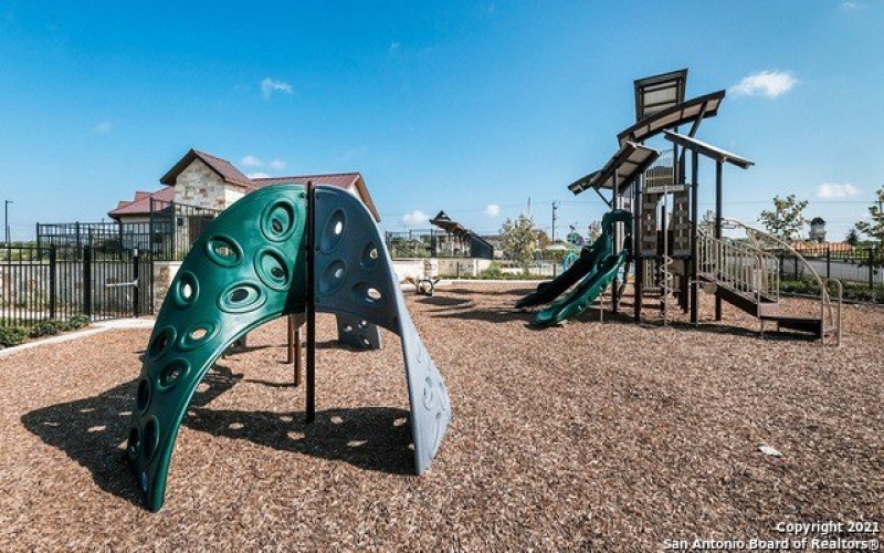 6010 Strasse Way, San Antonio, TX 78252, 5 Bedrooms Bedrooms, ,2 BathroomsBathrooms,Residential,For Sale,6010 Strasse Way,0,1807925