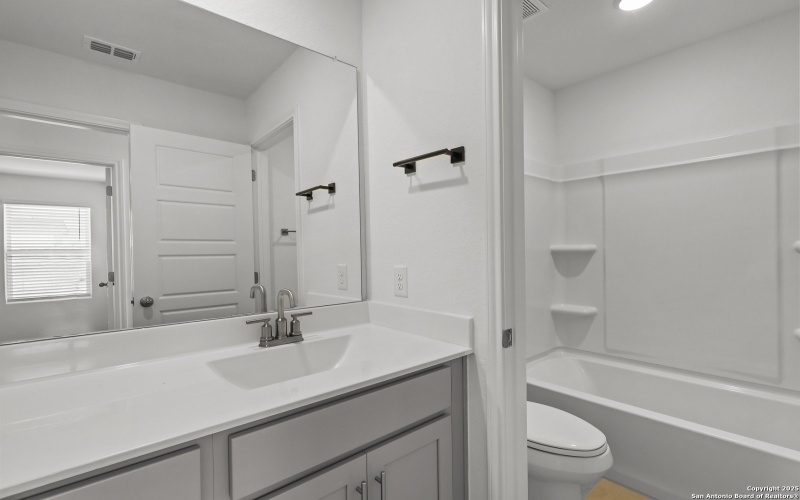 2534 Dry Moss Way, San Antonio, TX 78224, 4 Bedrooms Bedrooms, ,2 BathroomsBathrooms,Residential,For Sale,2534 Dry Moss Way,0,1816319