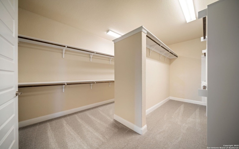 9306 Chilmark Path, San Antonio, TX 78263, 5 Habitaciones Habitaciones , ,3 BañosBaños,Residential,En Venta,9306 Chilmark Path,0,1822744