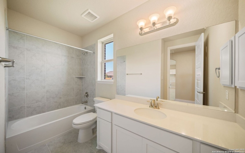 9306 Chilmark Path, San Antonio, TX 78263, 5 Habitaciones Habitaciones , ,3 BañosBaños,Residential,En Venta,9306 Chilmark Path,0,1822744