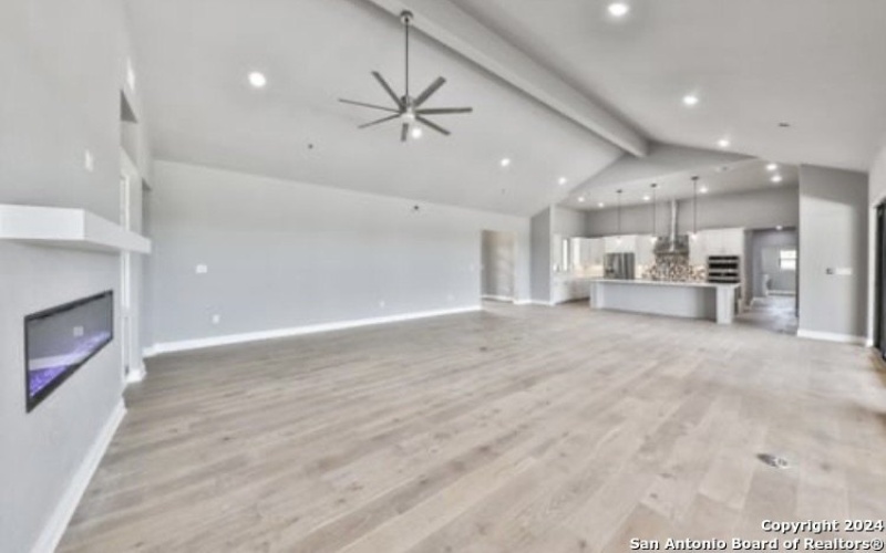 732 Salt Grass Trail, Bandera, TX 78003, 3 Habitaciones Habitaciones , ,2 BañosBaños,Residential,En Venta,732 Salt Grass Trail,0,1822846