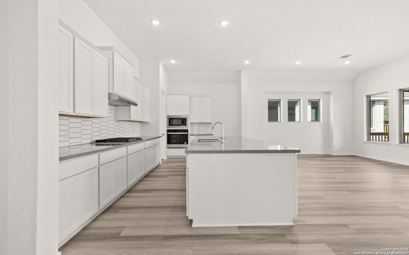 2612 Sueno Point, San Antonio, TX 78245, 3 Habitaciones Habitaciones , ,2 BañosBaños,Residential,En Venta,2612 Sueno Point,0,1823910