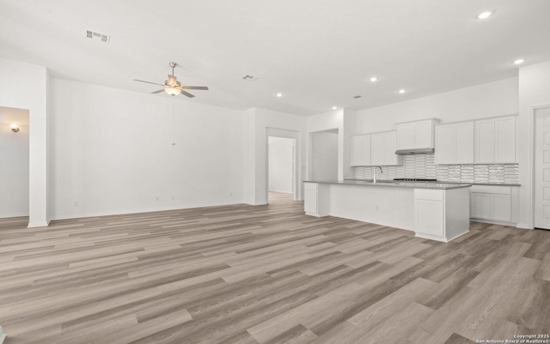 2612 Sueno Point, San Antonio, TX 78245, 3 Habitaciones Habitaciones , ,2 BañosBaños,Residential,En Venta,2612 Sueno Point,0,1823910