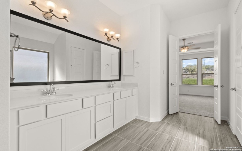 2612 Sueno Point, San Antonio, TX 78245, 3 Habitaciones Habitaciones , ,2 BañosBaños,Residential,En Venta,2612 Sueno Point,0,1823910