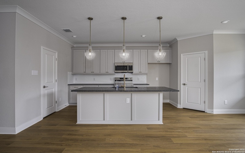 9015 SUMMERWOOD BEND, San Antonio, TX 78254, 4 Bedrooms Bedrooms, ,2 BathroomsBathrooms,Residential,For Sale,9015 SUMMERWOOD BEND,0,1830673