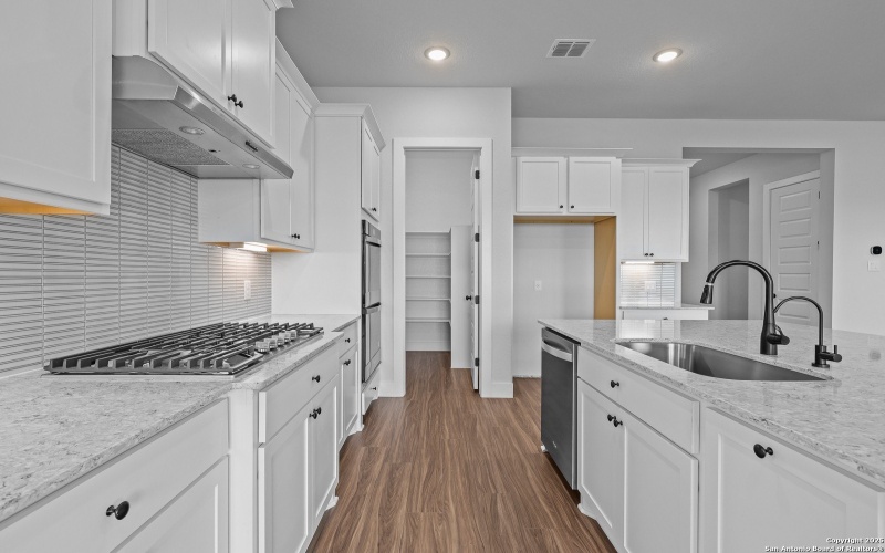 4502 Yoakum Valley, Schertz, TX 78108, 4 Bedrooms Bedrooms, ,3 BathroomsBathrooms,Residential,For Sale,4502 Yoakum Valley,0,1853063