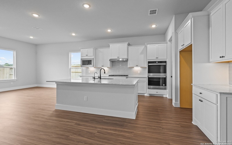 4502 Yoakum Valley, Schertz, TX 78108, 4 Bedrooms Bedrooms, ,3 BathroomsBathrooms,Residential,For Sale,4502 Yoakum Valley,0,1853063