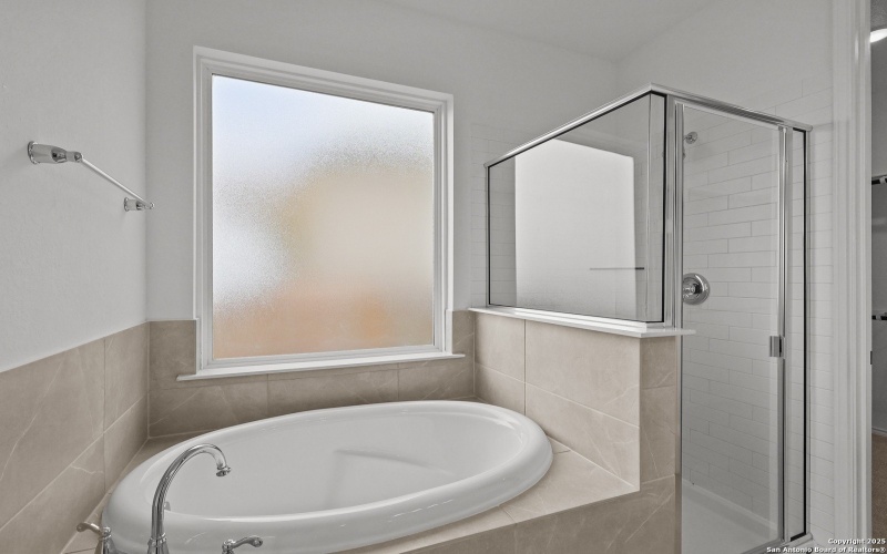 10048 Hombourg Road, Schertz, TX 78154, 4 Habitaciones Habitaciones , ,3 BañosBaños,Residential,En Venta,10048 Hombourg Road,0,1853488