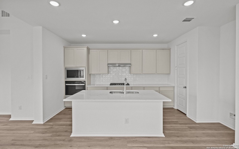 10048 Hombourg Road, Schertz, TX 78154, 4 Habitaciones Habitaciones , ,3 BañosBaños,Residential,En Venta,10048 Hombourg Road,0,1853488