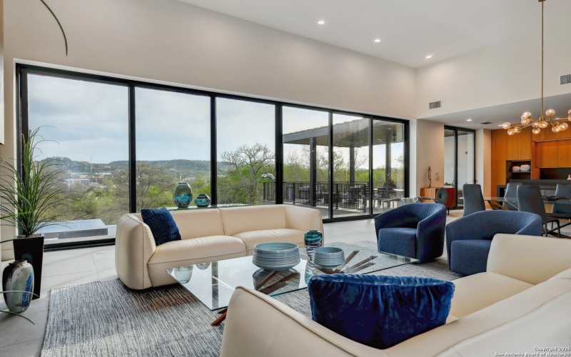 24619 Cliff Line, San Antonio, TX 78257, 6 Bedrooms Bedrooms, ,7 BathroomsBathrooms,Residential,For Sale,24619 Cliff Line,0,1853786