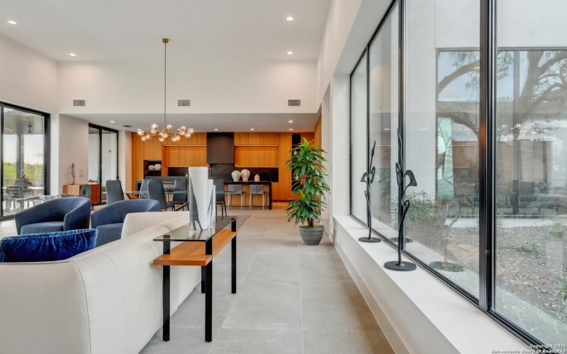 24619 Cliff Line, San Antonio, TX 78257, 6 Bedrooms Bedrooms, ,7 BathroomsBathrooms,Residential,For Sale,24619 Cliff Line,0,1853786