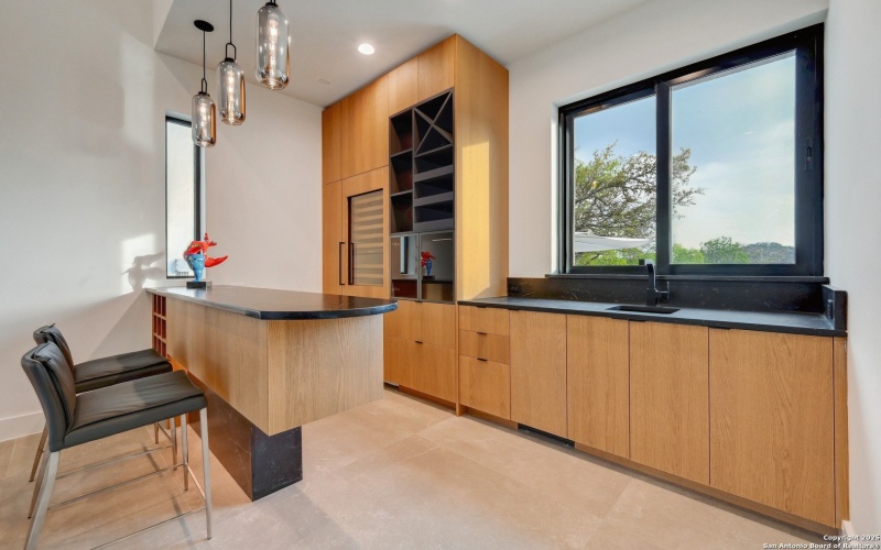 24619 Cliff Line, San Antonio, TX 78257, 6 Bedrooms Bedrooms, ,7 BathroomsBathrooms,Residential,For Sale,24619 Cliff Line,0,1853786