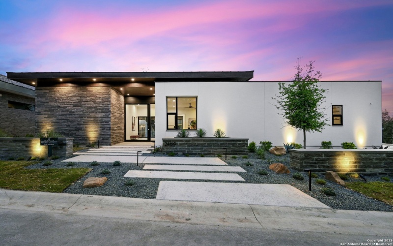 24619 Cliff Line, San Antonio, TX 78257, 6 Bedrooms Bedrooms, ,7 BathroomsBathrooms,Residential,For Sale,24619 Cliff Line,0,1853786