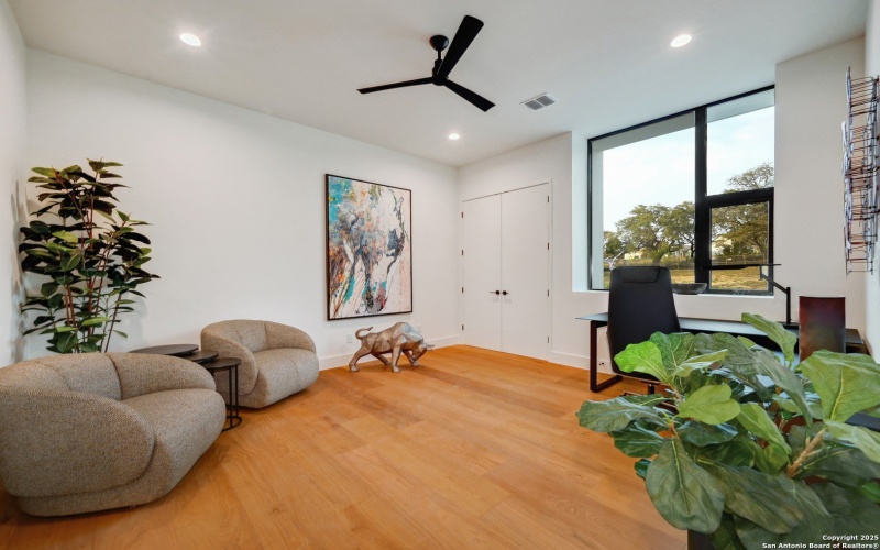 24619 Cliff Line, San Antonio, TX 78257, 6 Bedrooms Bedrooms, ,7 BathroomsBathrooms,Residential,For Sale,24619 Cliff Line,0,1853786