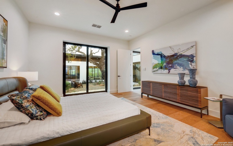 24619 Cliff Line, San Antonio, TX 78257, 6 Bedrooms Bedrooms, ,7 BathroomsBathrooms,Residential,For Sale,24619 Cliff Line,0,1853786