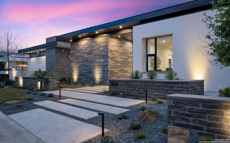 24619 Cliff Line, San Antonio, TX 78257, 6 Bedrooms Bedrooms, ,7 BathroomsBathrooms,Residential,For Sale,24619 Cliff Line,0,1853786