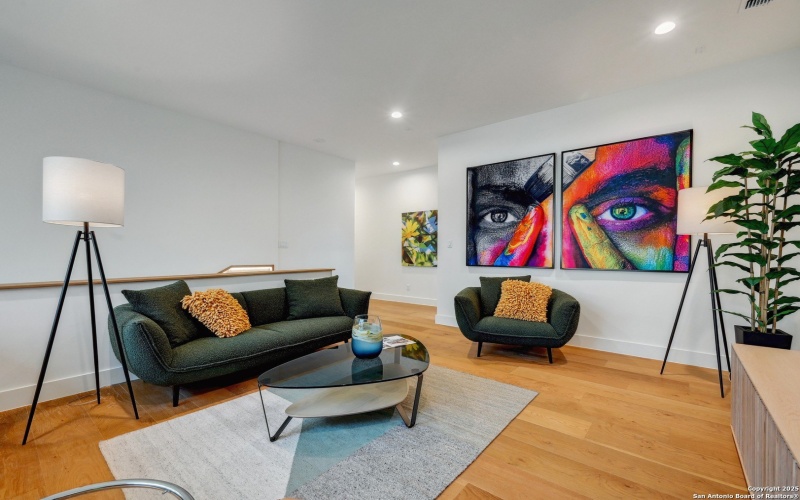 24619 Cliff Line, San Antonio, TX 78257, 6 Bedrooms Bedrooms, ,7 BathroomsBathrooms,Residential,For Sale,24619 Cliff Line,0,1853786