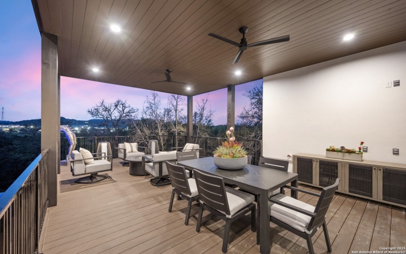 24619 Cliff Line, San Antonio, TX 78257, 6 Bedrooms Bedrooms, ,7 BathroomsBathrooms,Residential,For Sale,24619 Cliff Line,0,1853786