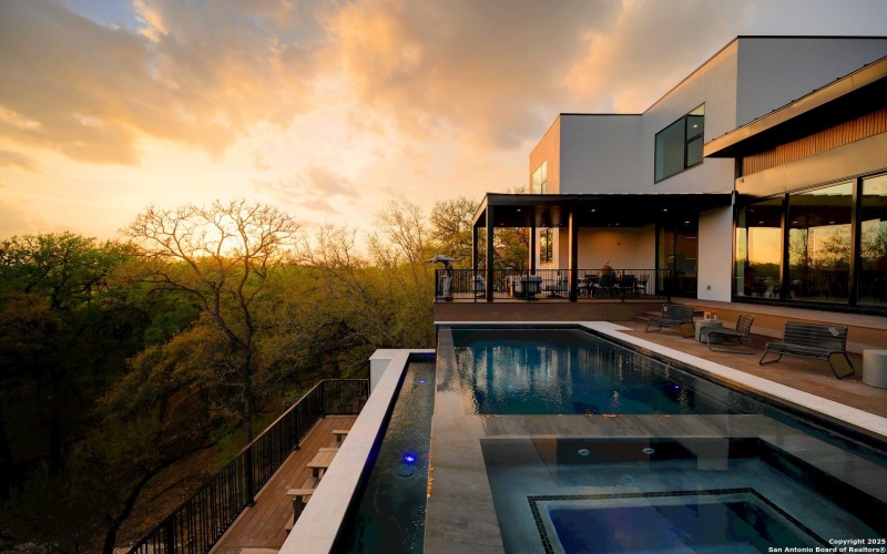 24619 Cliff Line, San Antonio, TX 78257, 6 Bedrooms Bedrooms, ,7 BathroomsBathrooms,Residential,For Sale,24619 Cliff Line,0,1853786