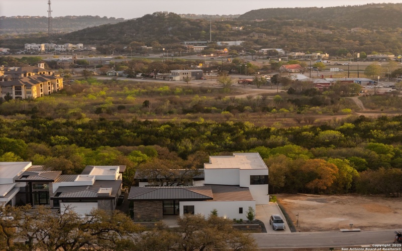 24619 Cliff Line, San Antonio, TX 78257, 6 Bedrooms Bedrooms, ,7 BathroomsBathrooms,Residential,For Sale,24619 Cliff Line,0,1853786
