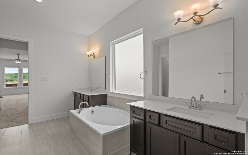 2816 Reeves Ln, Schertz, TX 78108, 4 Bedrooms Bedrooms, ,3 BathroomsBathrooms,Residential,For Sale,2816 Reeves Ln,0,1856195