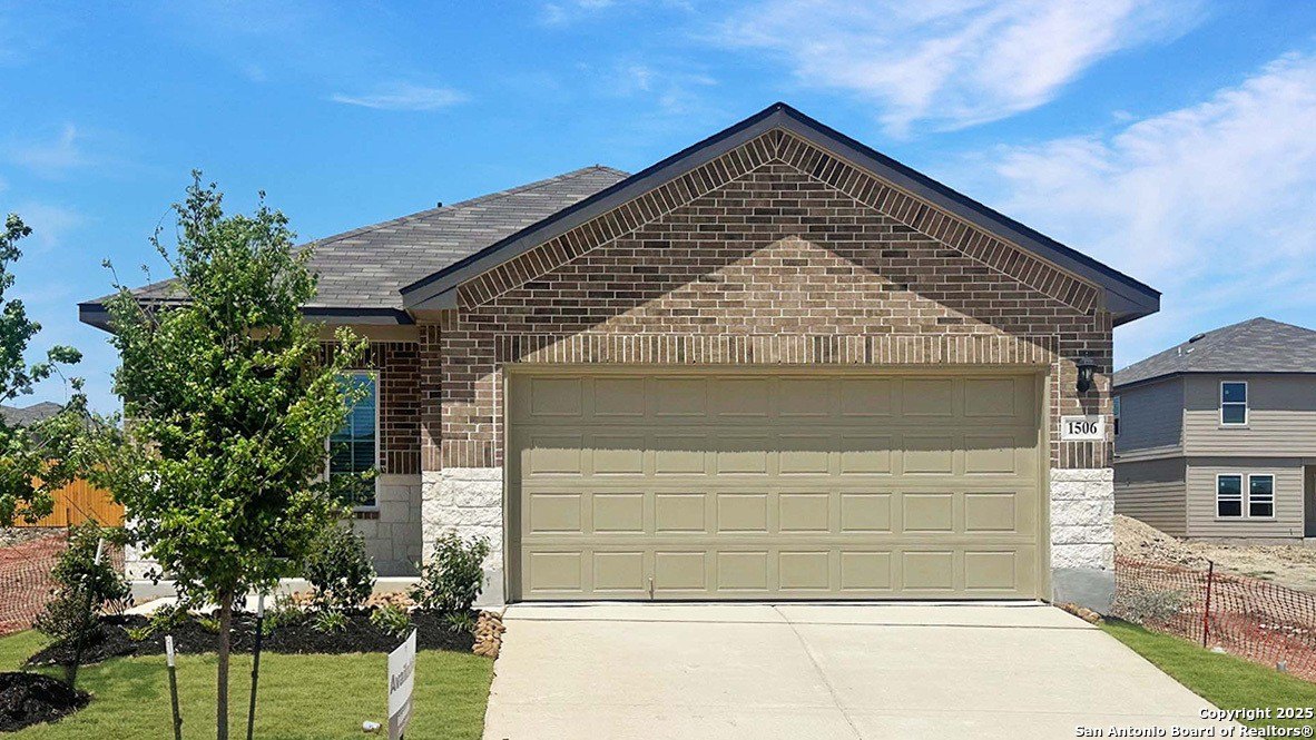 1506 Champagne Oak, New Braunfels, TX 78130, 3 Habitaciones Habitaciones , ,2 BañosBaños,Residential,En Venta,1506 Champagne Oak,0,1856318