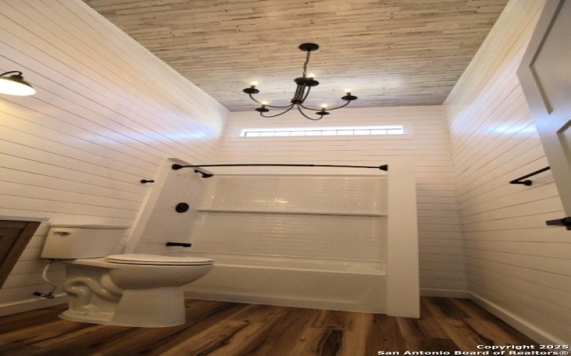 403 Private Road 1523, Bandera, TX 78003, 2 Habitaciones Habitaciones , ,2 BañosBaños,Residential,En Venta,403 Private Road 1523,0,1856658