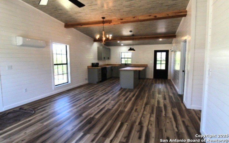 403 Private Road 1523, Bandera, TX 78003, 2 Habitaciones Habitaciones , ,2 BañosBaños,Residential,En Venta,403 Private Road 1523,0,1856658