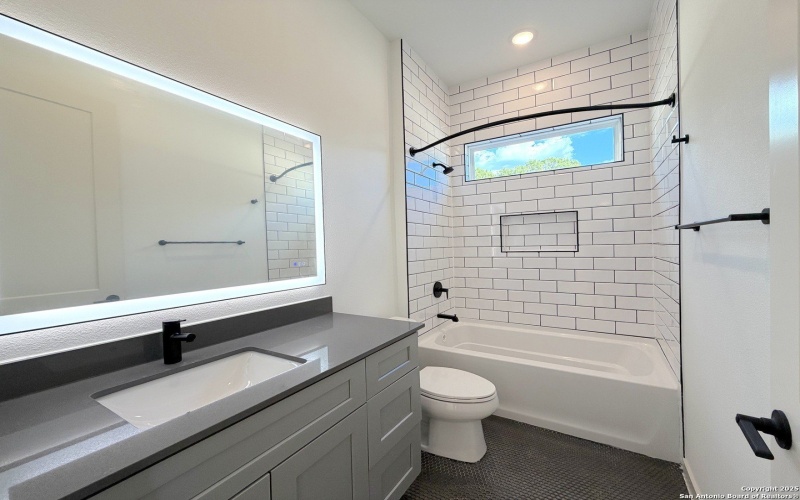 420 Sendera Hills, Canyon Lake, TX 78133, 3 Bedrooms Bedrooms, ,2 BathroomsBathrooms,Residential,For Sale,420 Sendera Hills,0,1856836