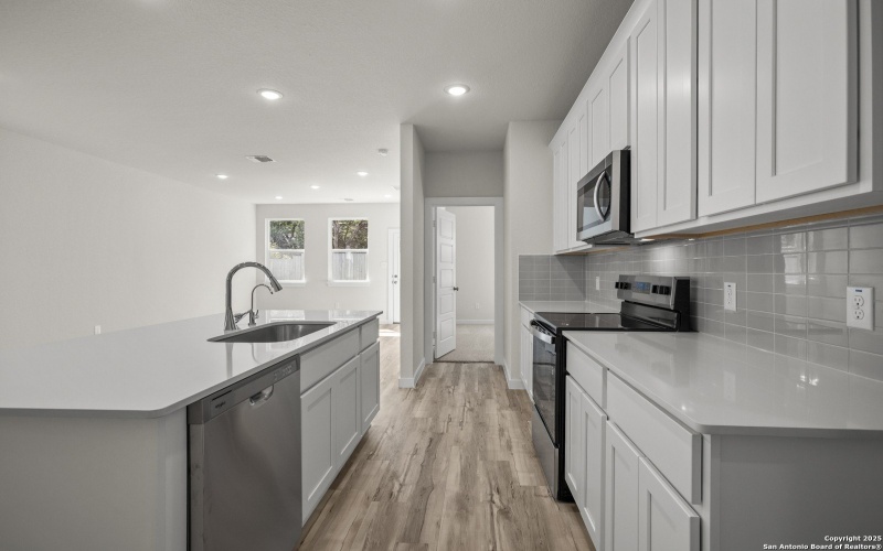 9006 WILDWOOD PASS, San Antonio, TX 78254, 4 Habitaciones Habitaciones , ,2 BañosBaños,Residential,En Venta,9006 WILDWOOD PASS,0,1857476