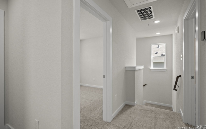 9006 WILDWOOD PASS, San Antonio, TX 78254, 4 Habitaciones Habitaciones , ,2 BañosBaños,Residential,En Venta,9006 WILDWOOD PASS,0,1857476