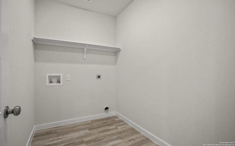 9006 WILDWOOD PASS, San Antonio, TX 78254, 4 Habitaciones Habitaciones , ,2 BañosBaños,Residential,En Venta,9006 WILDWOOD PASS,0,1857476