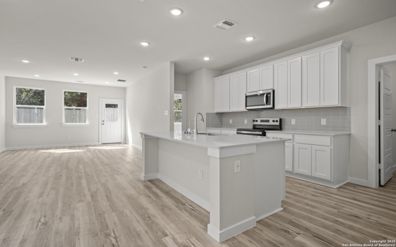 9006 WILDWOOD PASS, San Antonio, TX 78254, 4 Habitaciones Habitaciones , ,2 BañosBaños,Residential,En Venta,9006 WILDWOOD PASS,0,1857476