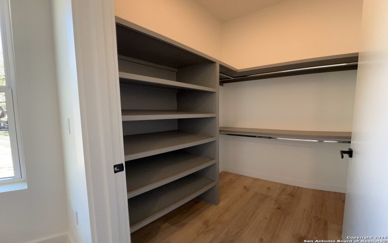 707 Lone Circle, San Antonio, TX 78260, 4 Bedrooms Bedrooms, ,5 BathroomsBathrooms,Residential,For Sale,707 Lone Circle,0,1857963