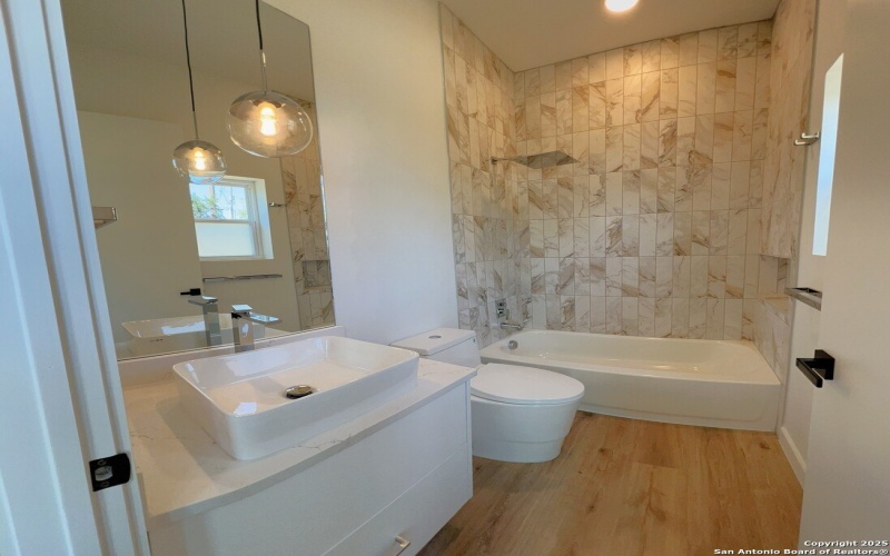 707 Lone Circle, San Antonio, TX 78260, 4 Bedrooms Bedrooms, ,5 BathroomsBathrooms,Residential,For Sale,707 Lone Circle,0,1857963