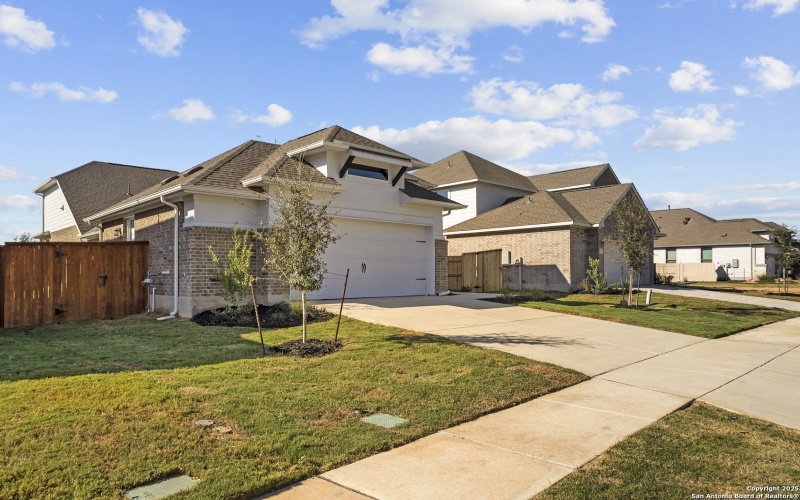 1851 Bighorn Trail, New Braunfels, TX 78132, 3 Habitaciones Habitaciones , ,3 BañosBaños,Residential,En Venta,1851 Bighorn Trail,0,1859321