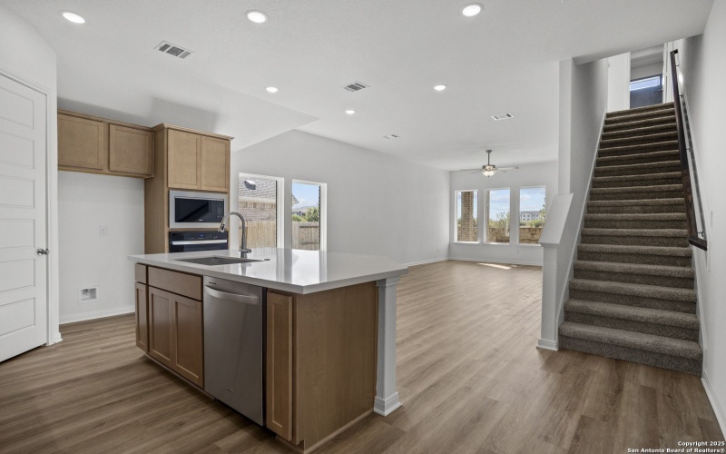 1851 Bighorn Trail, New Braunfels, TX 78132, 3 Habitaciones Habitaciones , ,3 BañosBaños,Residential,En Venta,1851 Bighorn Trail,0,1859321